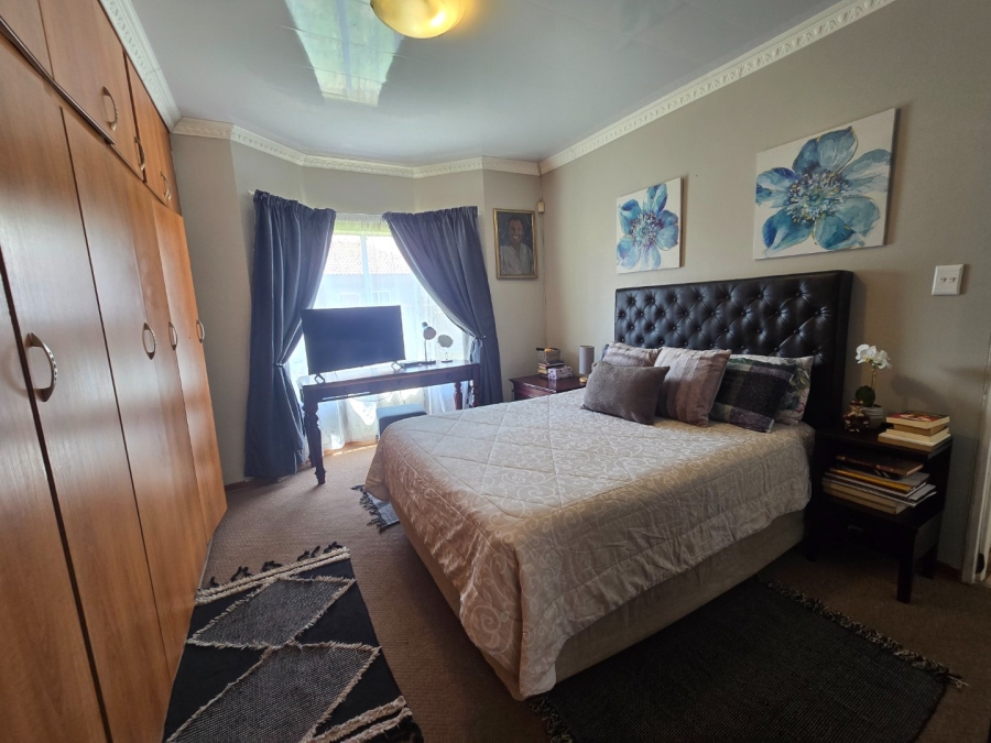 4 Bedroom Property for Sale in Heuwelsig Free State